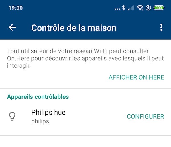 Google Wifi et Philips Hub