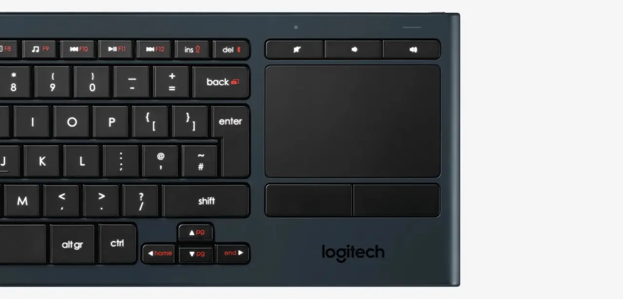 Logitech K830 clavier pavé tactile