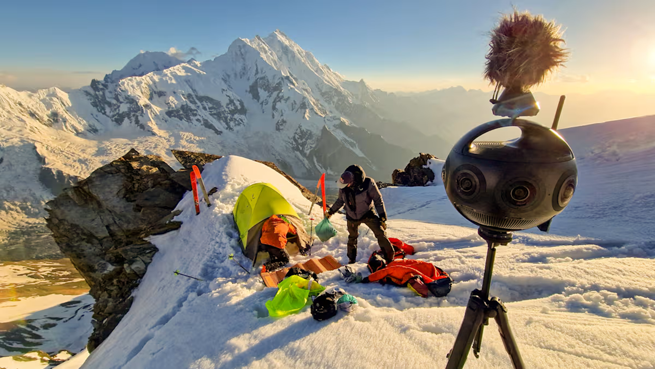 Touching the Sky VR film 360