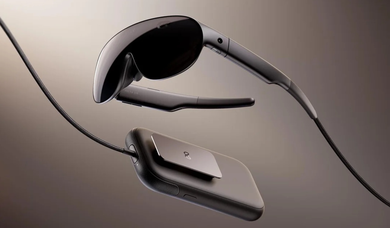 puck Meta VR glasses